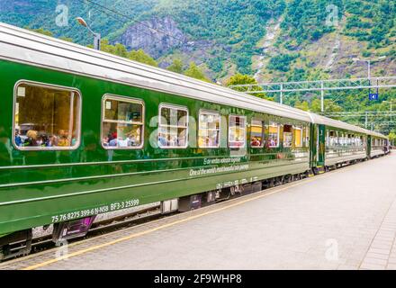 BERGEN, NORWEGEN, 23. AUGUST 2016: Blick auf die Flam-Eisenbahn in norwegen. Stockfoto