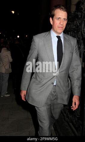 tom Parke Bowles ben Elliot nadim zahawi Brandon lewis waren es Alle im oswald's Restaurant in mayfair zum Abendessen am 14. April 2021 Blitzbilder Stockfoto