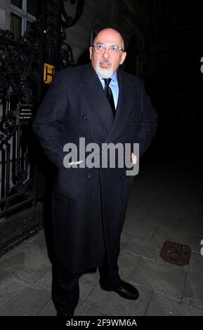 tom Parke Bowles ben Elliot nadim zahawi Brandon lewis waren es Alle im oswald's Restaurant in mayfair zum Abendessen am 14. April 2021 Blitzbilder Stockfoto