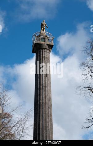 Cole Monument im Forthill Park in Enniskillen, mit Aussichtsplattform. Erbaut 1845 zum Gedenken an Sir G Lowry Cole Stockfoto