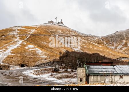 Landschaft der Gipfel und Täler des Monte Terminillo Stockfoto