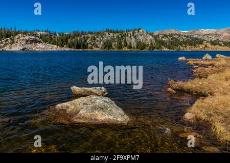 Long Lake entlang des Beartooth Highway, Shoshone National Forest, Wyoming, USA Stockfoto