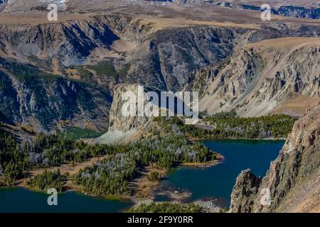 Twin Lakes in der Nähe von Beartooth Pass, Beartooth Highway, Shoshone National Forest, Wyoming, USA Stockfoto