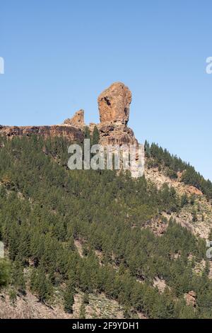 Roque Nublo, eines der berühmtesten Wahrzeichen von Gran Canaria Stockfoto