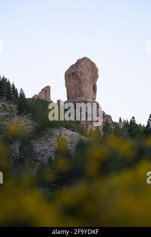 Roque Nublo, eines der berühmtesten Wahrzeichen von Gran Canaria Stockfoto