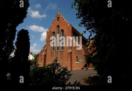 ST. BARNABUS KIRCHE IN BECKENHAM. 20. Juni 2002 PILSTON Stockfoto