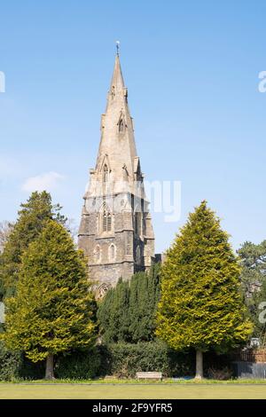 Turm und Turm der St. Mary's Kirche in Ambleside, Cumbria, England, Großbritannien Stockfoto