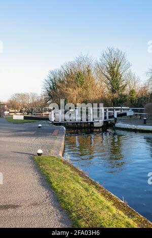 Großbritannien, England, London, Hanwell, Schloss Nr. 93 auf dem Hanwell-Schleusenflug Stockfoto