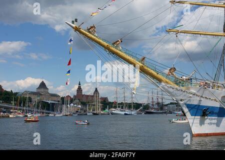 Hochschiff mir am Hafen, während des Hafenbesuchs in Stettin, Polen Stockfoto