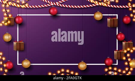 Weihnachtsvorlage mit Kopierbereich. Vorlage mit Wand mit Weihnachtsdekor Stockfoto