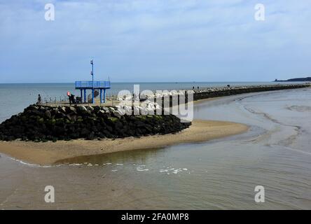 Die MALERISCHE Aussicht auf das Ende des Neptunes Arms In Herne Bay Stockfoto