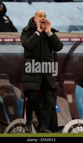 Birmingham, England, 21. April 2021. Josep Guardiola Manager von Manchester City während des Spiels in der Premier League in Villa Park, Birmingham. Bildnachweis sollte lauten: Darren Staples / Sportimage Stockfoto