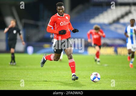 Huddersfield UK John Smith's Stadium, Huddersfield, England - 21. April 2021 Daryl Dyke (10) von Barnsley während des Spiels Huddersfield gegen Barnsley, Sky Bet EFL Championship 2020/21, John Smith's Stadium, Huddersfield, England - 21. April 2021 Credit: Arthur Haigh/WhiteRoseFotos/Alamy Live News Stockfoto