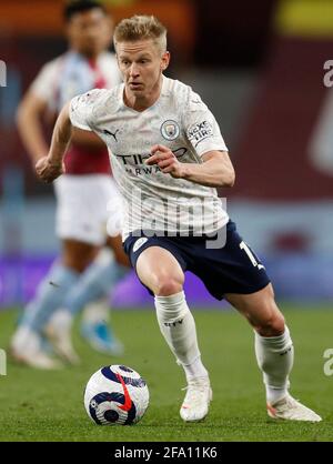 Birmingham, England, 21. April 2021. Oleksandr Zinchenko von Manchester City während des Spiels der Premier League in Villa Park, Birmingham. Bildnachweis sollte lauten: Darren Staples / Sportimage Stockfoto