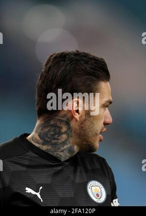 Birmingham, England, 21. April 2021. Ederson von Manchester City während des Spiels in der Premier League in Villa Park, Birmingham. Bildnachweis sollte lauten: Darren Staples / Sportimage Stockfoto