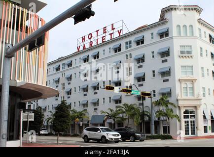 Das Variety Hotel in Miami Beach, Florida. Gelegen an der Alton Road bei South Beach. Jahrhundertealtes historisches Gebäude im Herzen von South Beach. Stockfoto