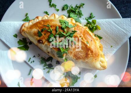 Empanada de Carne (typisch argentinisches Essen). Stockfoto
