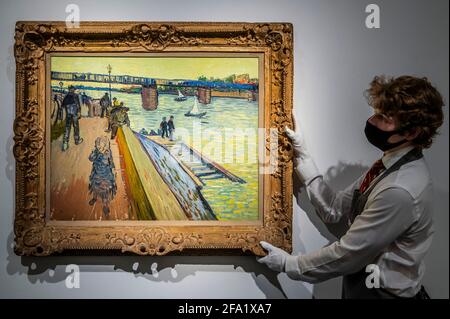 EMBARGOED10.30 22 APR 2021 - LONDON, GROSSBRITANNIEN. April 2021. Vincent van Gogh, Le pont de Trinquetaille, gemalt in Arles, Juni 1888. Schätzung: 25,000,000-35,000,000 Dollar - vor der Eröffnung der Museen: Großartige Werke von Picasso und Mondrian, die im Christie's für die Öffentlichkeit zugänglich sind, gehören zu den Highlights der Abendverkäufe in New York im Frühjahr. Der Zugang zur Öffentlichkeit ist möglich, da sich die neueste Sperre für Coronavirus weiter lockert. Kredit: Guy Bell/Alamy Live Nachrichten Stockfoto