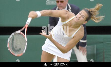 WIMBLEDON 2007 8. TAG 3/7/07. E.MAURESMO V N.VAIDISOVA. BILD DAVID ASHDOWN Stockfoto