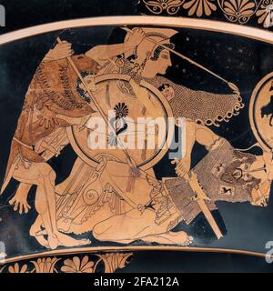 Rom. Italien. Attische Rotfigurenkrater, ca. 510 V. CHR. Von der Künstlerin als Maler signiert. Detail zeigt das Duell zwischen Herakles und Kyknos in den Presen Stockfoto