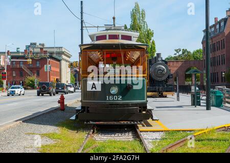 Lowell Open Trolley Streetcar #1602 im National Streetcar Museum auf der Dutton Street in Downtown Lowell, Massachusetts, MA, USA. Stockfoto