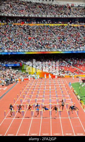 OLYMPISCHE SPIELE PEKING 2008. TAG 18/8/08. 110 M Hürdenlauferhitzer. BILD DAVID ASHDOWN Stockfoto