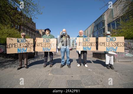 Glasgow, Schottland, Großbritannien. April 2021. IM BILD: (L-R) George Winton; Iain MacInnes' Sean Clerkin; Eric Chester; Suzie Dorallio. BILDNACHWEIS: Credit: Colin Fisher/Alamy Live News Stockfoto