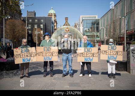 Glasgow, Schottland, Großbritannien. April 2021. IM BILD: (L-R) George Winton; Iain MacInnes' Sean Clerkin; Eric Chester; Suzie Dorallio. BILDNACHWEIS: Credit: Colin Fisher/Alamy Live News Stockfoto