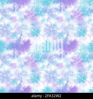 Abstrakter, nahtloser Batikmuster-Textildruck. Frische Mode-Textur in den Farben Türkis, Violett, Blau auf weißem Hintergrund. Aquarell-Design Stockfoto