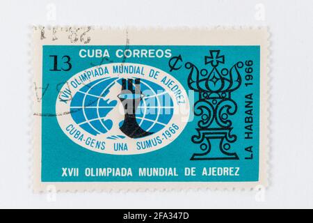 'Cuba Correos' antike Briefmarke zur Erinnerung an die XVII. Olympischen Spiele im Schach. La Habana 1966 Stockfoto