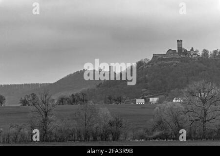 Landschaft in Thüringen mit Blick auf die Burgruine Mühlburg und Schloss Gleichen Stockfoto