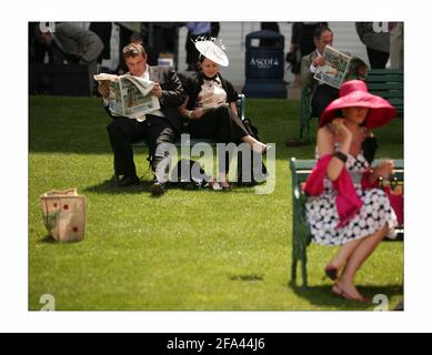 Rennfahrer am ersten Tag von Royal Ascot 2008.Foto Von David Sandison The Independent Stockfoto