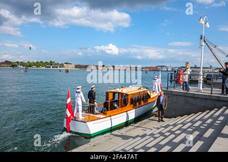 2011/06/21, Kopenhagen. Die Königin von Dänemark Margaret II. Auf einer Ausschreibung mit Matrosen Stockfoto