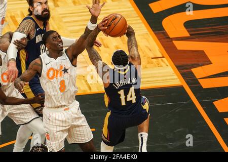 Orlando, Florida, USA, 22. April 2021, New Orleans Pelicans Small Forward Brandon Ingram #14 Versuch, einen Korb im Amway Center zu machen (Foto: Marty Jean-Louis/Alamy Live News Stockfoto