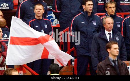 ENGLAND V SCHWEDEN AM ALTEN TRAFFORD 10/11/2001 BILD DAVID ASHDOWNENGLAND FUSSBALL Stockfoto