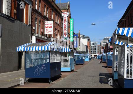 Geschlossene Marktstände in der Moore Street Dublin aufgrund von Covid Pandemie Stockfoto