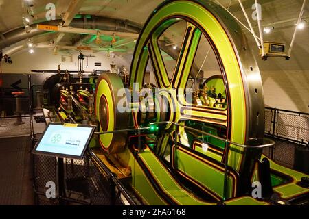 Der Dampfpumpenmotor im Motorraum für die London Tower Bridge, London, England, Großbritannien Stockfoto