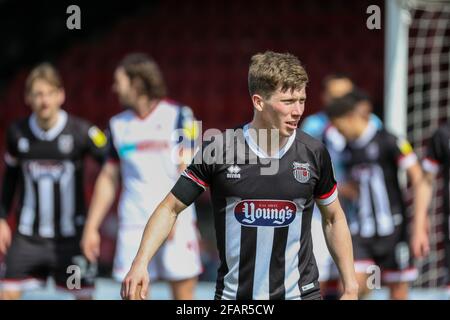 Grimsby Town Mittelfeldspieler Harry Clifton (15) während des Spiels der Sky Bet League 2 zwischen Grimsby Town und Bolton Wanderers im Blundell Park, Cleethorpes, Stockfoto