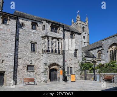 Das Prysten House, das derzeit das Restaurant Platos beherbergt, ist Teil des historischen Erbes von Plymouth. Gute Küche von Ben Palmer in einem Tudor-Gebäude Stockfoto