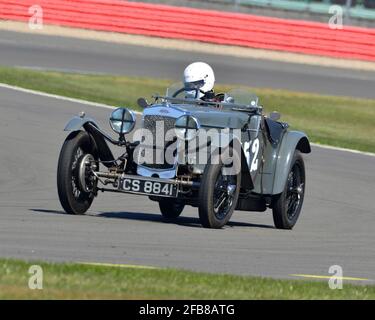 Iain Roche, Frazer Nash TT Replik, VSCC Special Rennen für die Silverstone Trophy. GP Itala Trophy Race Meeting, Silverstone, 17. April 2021. Stockfoto