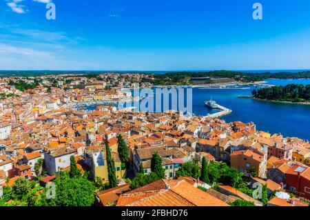 Blick über Rovinj von der Kirche der heiligen Euphemia, Istrien, Kroatien Stockfoto