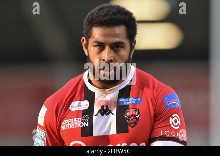 Eccles, Großbritannien. April 2021. Sebastine Ikahihifo (10) von Salford Red Devils während des Spiels in Eccles, Vereinigtes Königreich am 4/23/2021. (Foto von Richard Long/News Images/Sipa USA) Quelle: SIPA USA/Alamy Live News Stockfoto