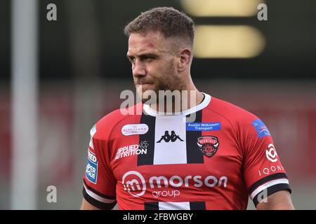 Eccles, Großbritannien. April 2021. Lee Mossop (8) von Salford Red Devils während des Spiels in Eccles, Vereinigtes Königreich am 4/23/2021. (Foto von Richard Long/News Images/Sipa USA) Quelle: SIPA USA/Alamy Live News Stockfoto