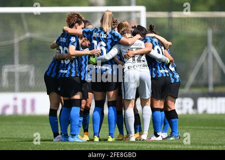 Mialn, Italien. April 2021. Inter vor dem Halbfinale des Italienischen Cups zweites Beinspiel zwischen dem AC Mailand und dem FC Internazionale im Sportzentrum Vismara (Mailand), Italien Credit: SPP Sport Press Foto. /Alamy Live News Stockfoto