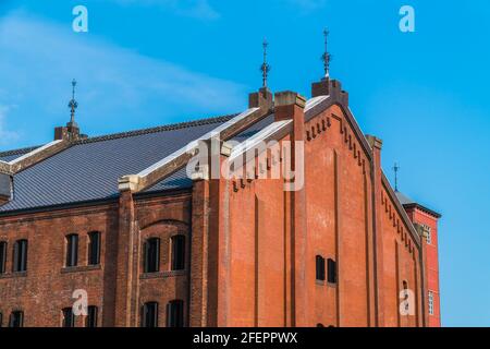 Wunderschönes Außengebäude und Architektur des Backsteinlagerhauses in yokohama Stadt japan Stockfoto