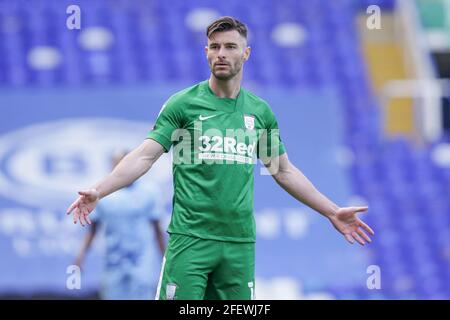 Birmingham, Großbritannien. April 2021. Andrew Hughes #16 von Preston North End in Birmingham, Großbritannien am 4/24/2021. (Foto von Simon Bissett/News Images/Sipa USA) Quelle: SIPA USA/Alamy Live News Stockfoto