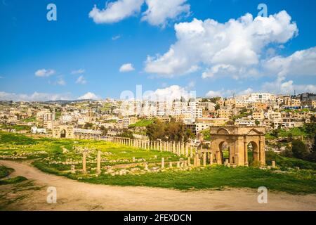 Der Nordtetrapylon, buchstäblich vier Fronten, in Jerash in Jordanien Stockfoto