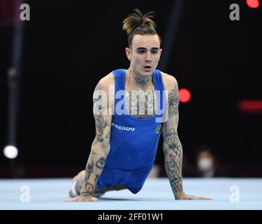 Basel, Schweiz. April 2021. Nicola Bartolini am Boden (Italien) während der künstlerischen Gymanstik 2021 Europameisterschaft - Finale, Gymnastik in Basel, Schweiz, April 24 2021 Quelle: Independent Photo Agency/Alamy Live News Stockfoto