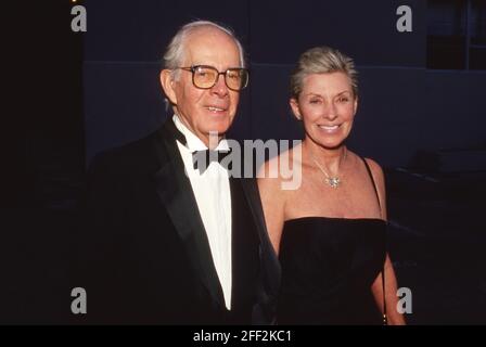 Harry Morgan und Barbara Bushman März 1988 Credit: Ralph Dominguez/MediaPunch Stockfoto