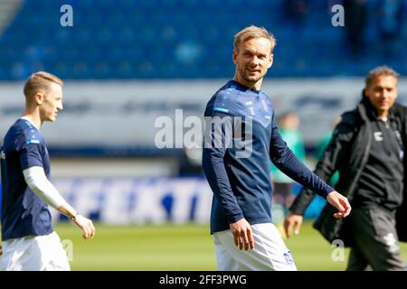 HEERENVEEN, NIEDERLANDE - 24. APRIL: Siem de Jong vom SC Heerenveen während des niederländischen Eredivisie-Spiels zwischen SC Heerenveen und PEC Zwolle in der Abe Lenstr Stockfoto